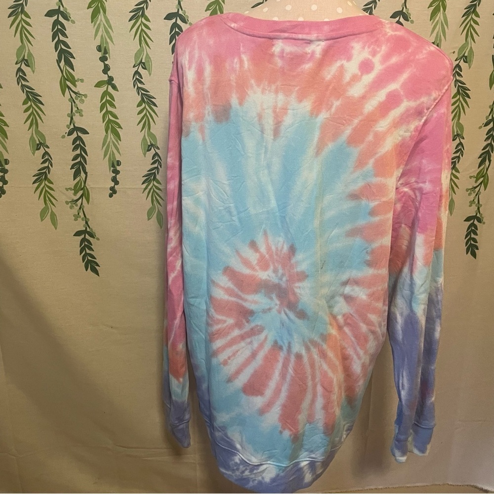Size XL Modern Canvas TieDye Sweatshirt that Says “INDOORSY” OVERSIZED D1 - Picture 3 of 3